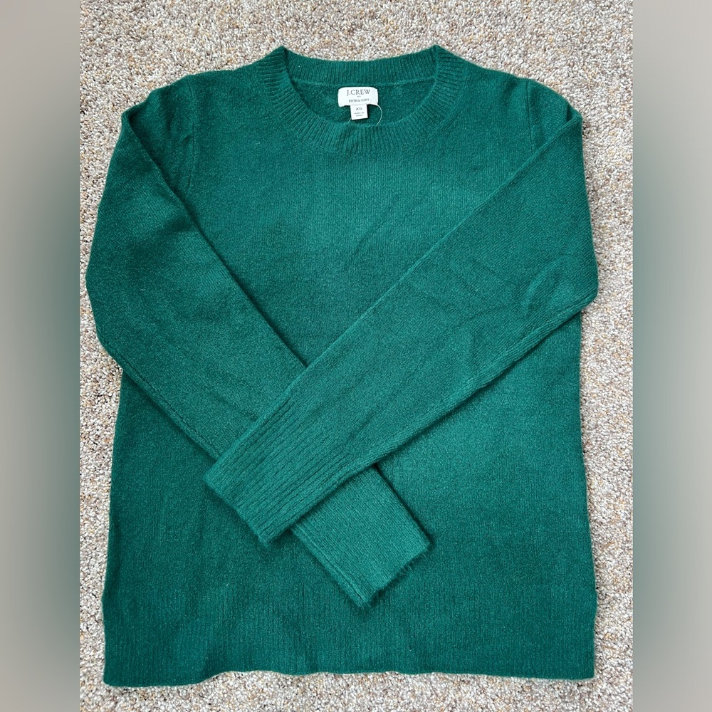 NWT J crew extra soft sweater XS